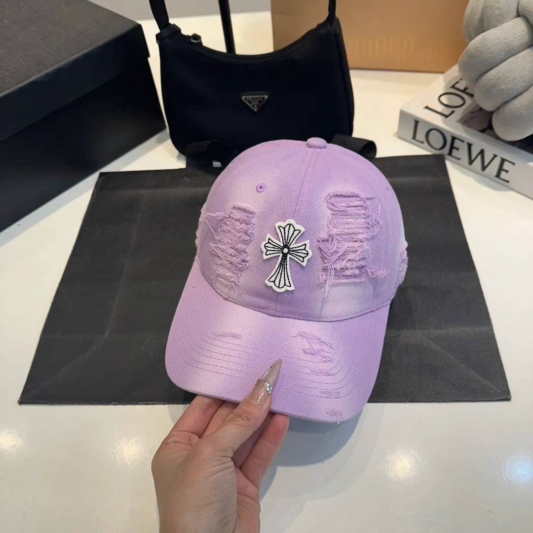 P56 Crow Heart Baseball Cap, holed retro peaked cap, head circumference 57.cm